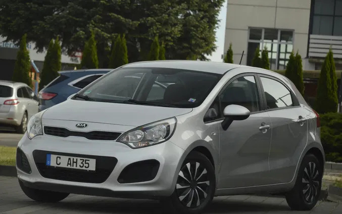 samochody osobowe Kia Rio cena 27800 przebieg: 159000, rok produkcji 2013 z Krynica-Zdrój